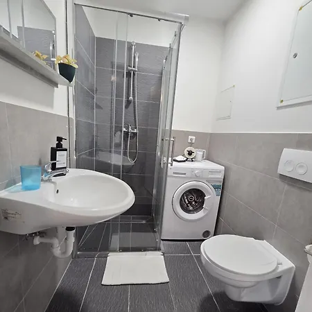 Πανσιόν Prime