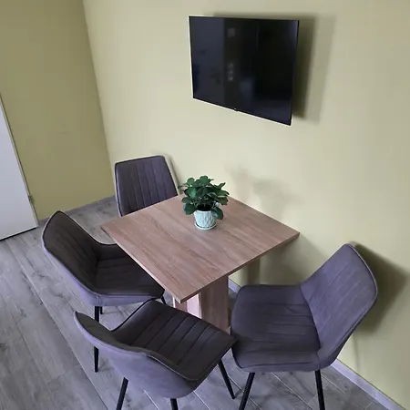Guest house Prime Living Kueche Netflix